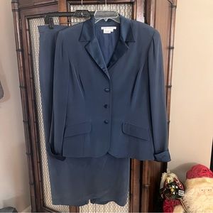 Maggy London 100% Silk Skirt Suit Set